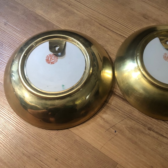 Mid 20th Century Chinese Blossom Enamel Brass Encased Bowl - Picture 11 of 16